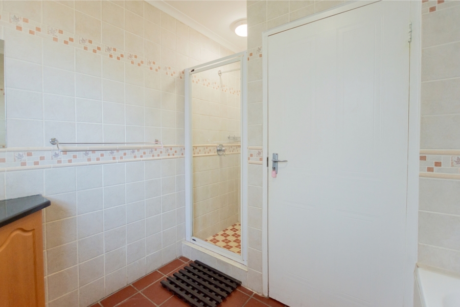 4 Bedroom Property for Sale in Britannia Bay Western Cape